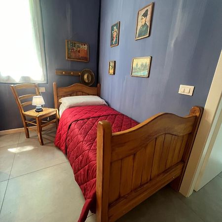 B&B Rifugio Degli Artisti - Themed Rooms Monzambano Esterno foto