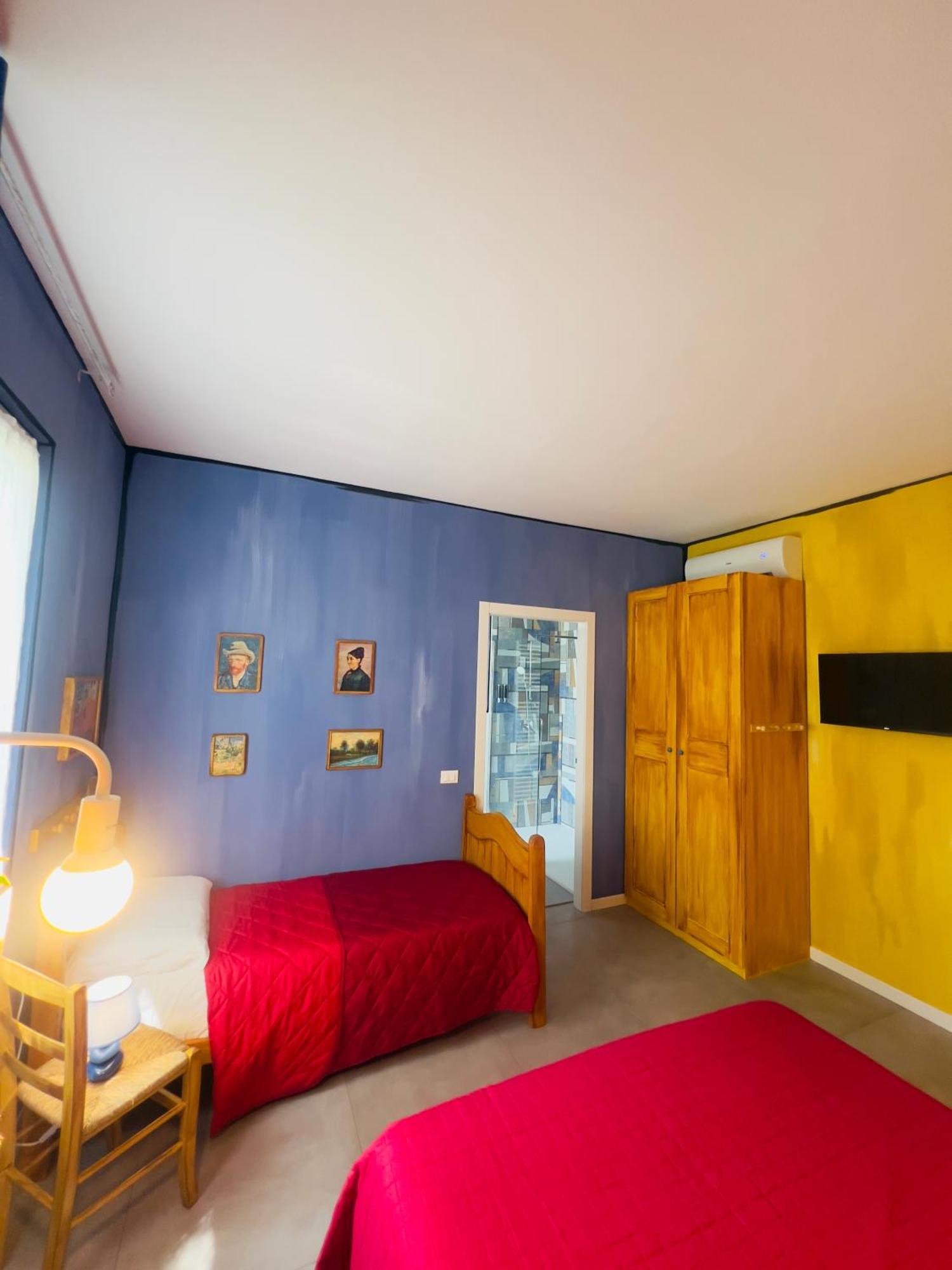 B&B Rifugio Degli Artisti - Themed Rooms Monzambano Esterno foto