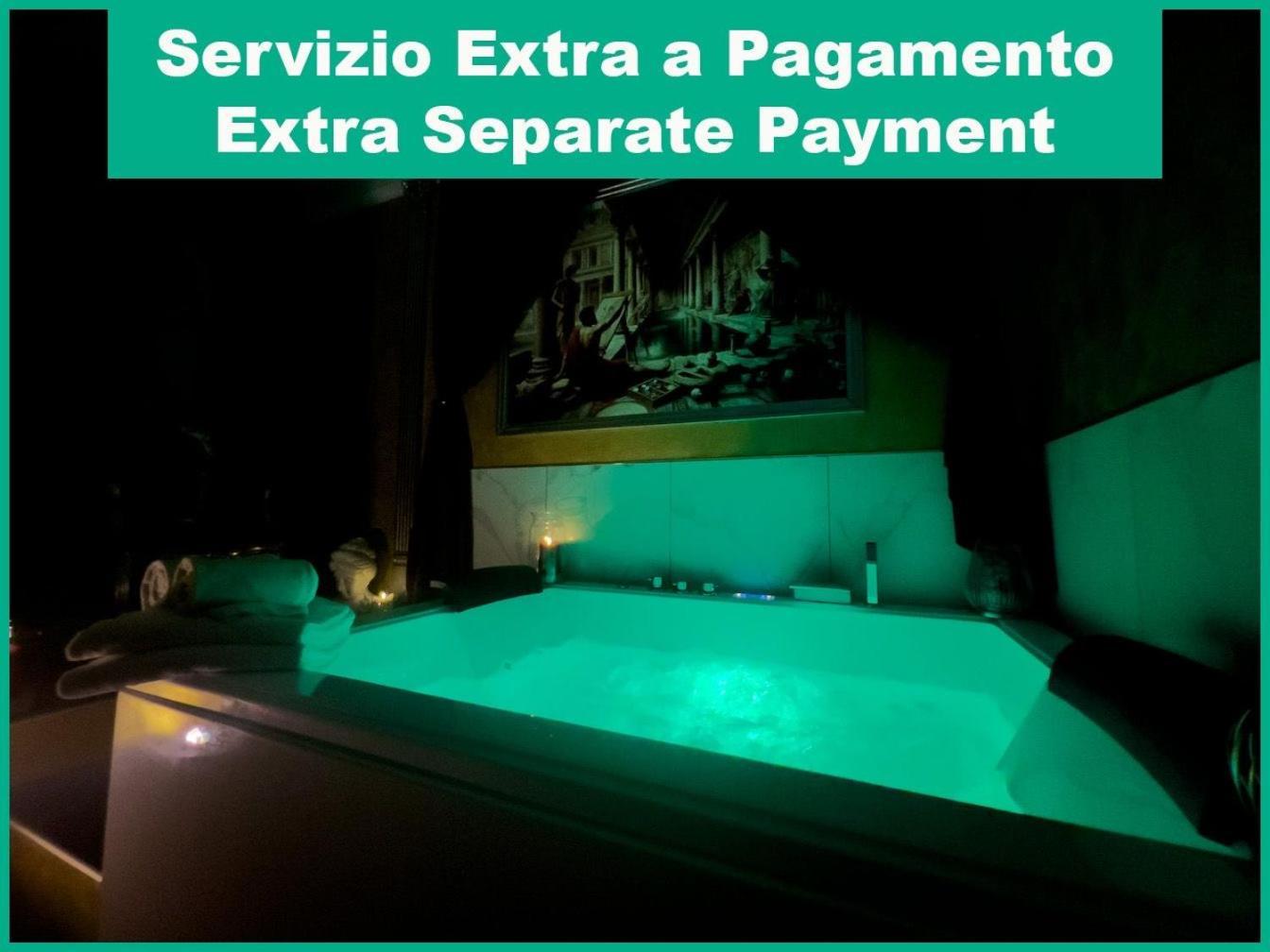 B&B Rifugio Degli Artisti - Themed Rooms Monzambano Esterno foto
